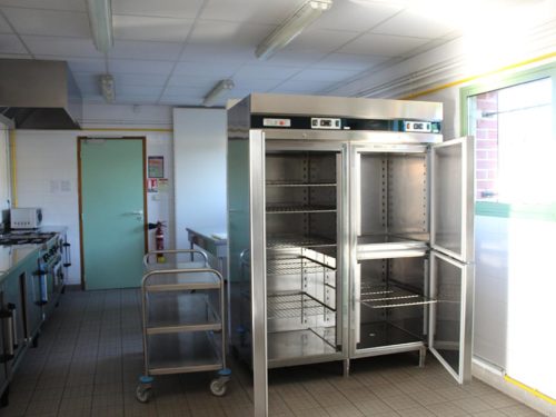 Intérieur cuisine Salle Maurice BATICLE